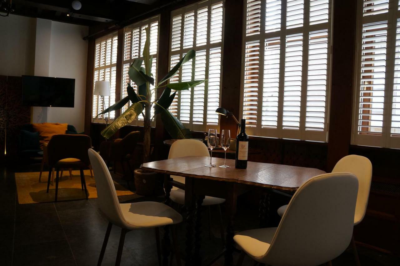 Charming Suites Jan Zonder Vrees Antwerpen Eksteriør billede